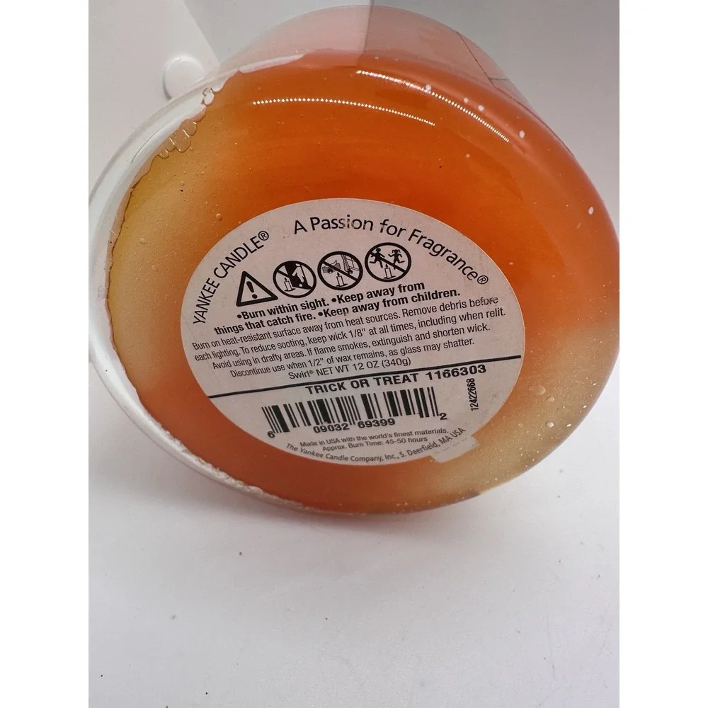 Yankee Trick or Trick Candy Corn & Buttercream Candle‎ 45-50 hrs Burn Rare 12oz.